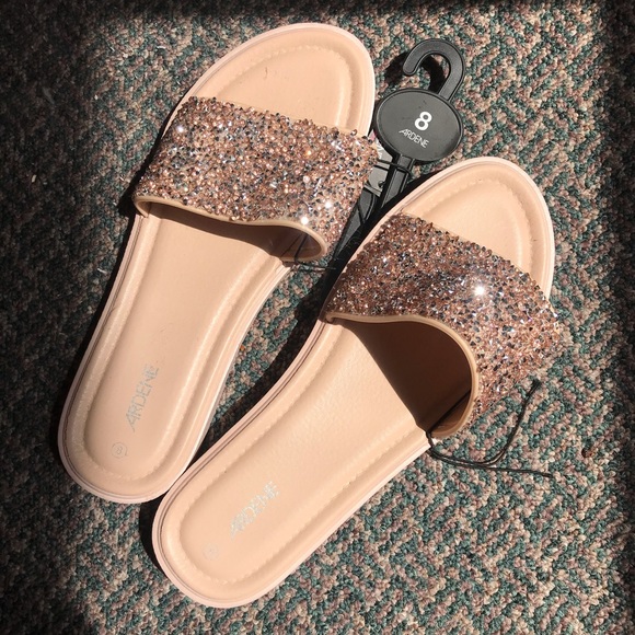 Ardene Shoes - ✨free w bundle✨ Ardene sparkly slides sz 8